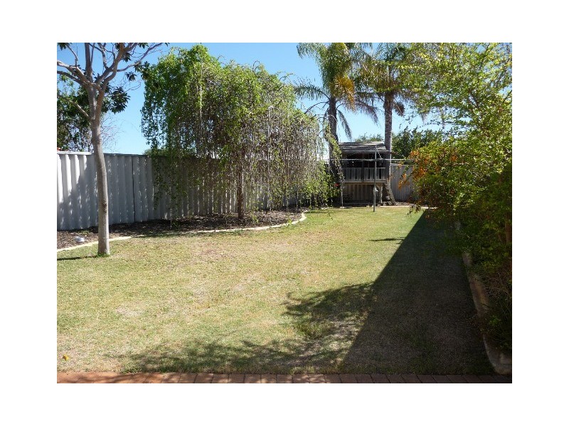 8 Cork Place, Warnbro WA 6169
