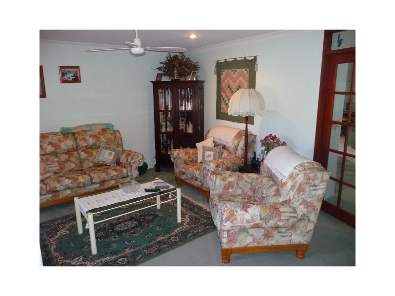 4 Paluma Court, Warnbro WA 6169