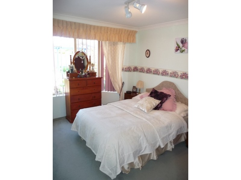 4 Paluma Court, Warnbro WA 6169