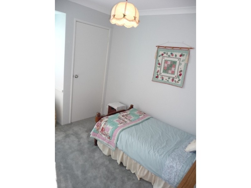 4 Paluma Court, Warnbro WA 6169