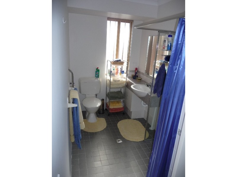 4 Paluma Court, Warnbro WA 6169