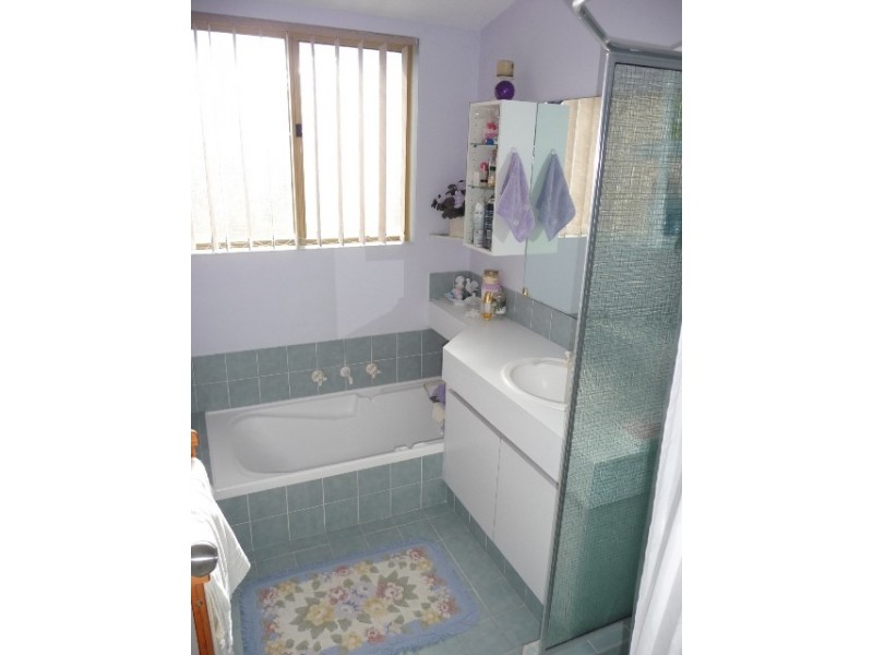 4 Paluma Court, Warnbro WA 6169