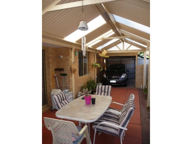 4 Paluma Court, Warnbro WA 6169