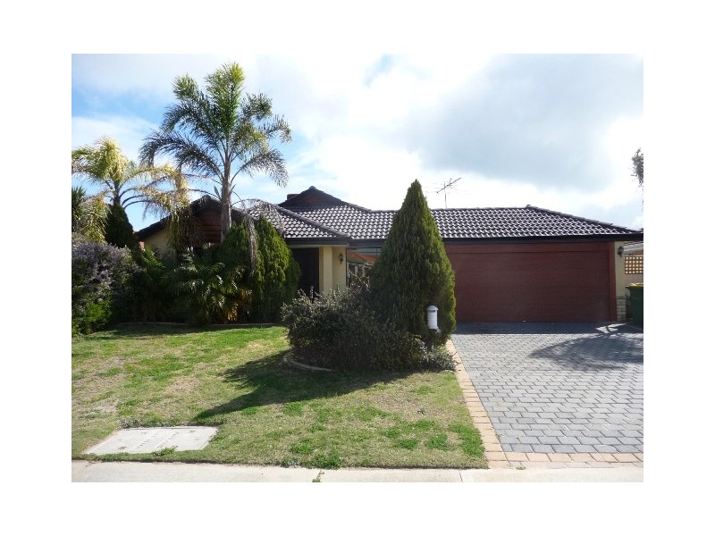 7 Sarah Ann Crescent, Warnbro WA 6169