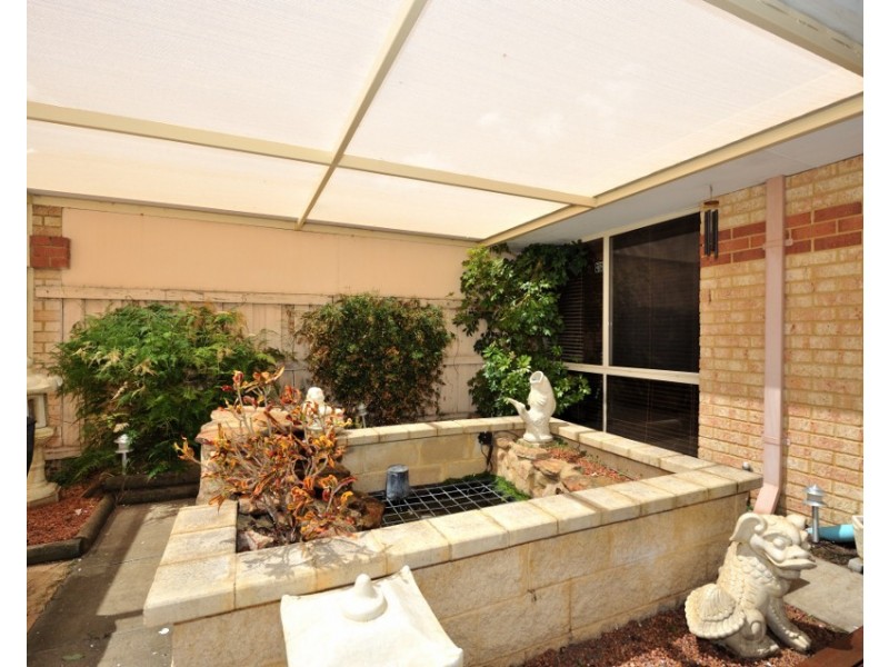 31 Azure Way, Warnbro WA 6169