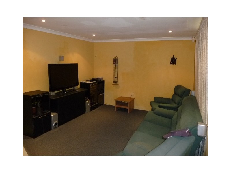 23 Juania Place, Warnbro WA 6169