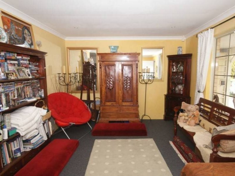 23 Juania Place, Warnbro WA 6169