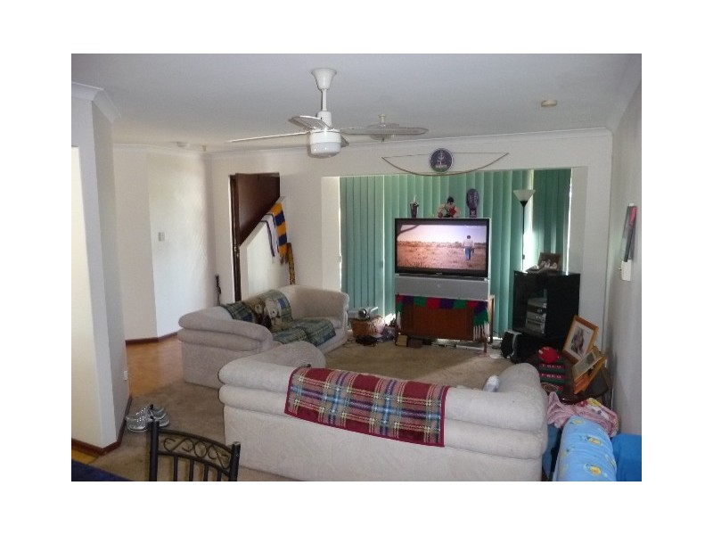 9 Hinds Court, Waikiki WA 6169