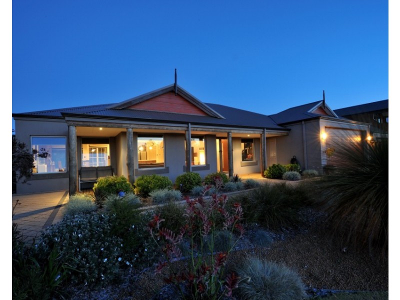 87 Aurora Drive, Atwell WA 6164