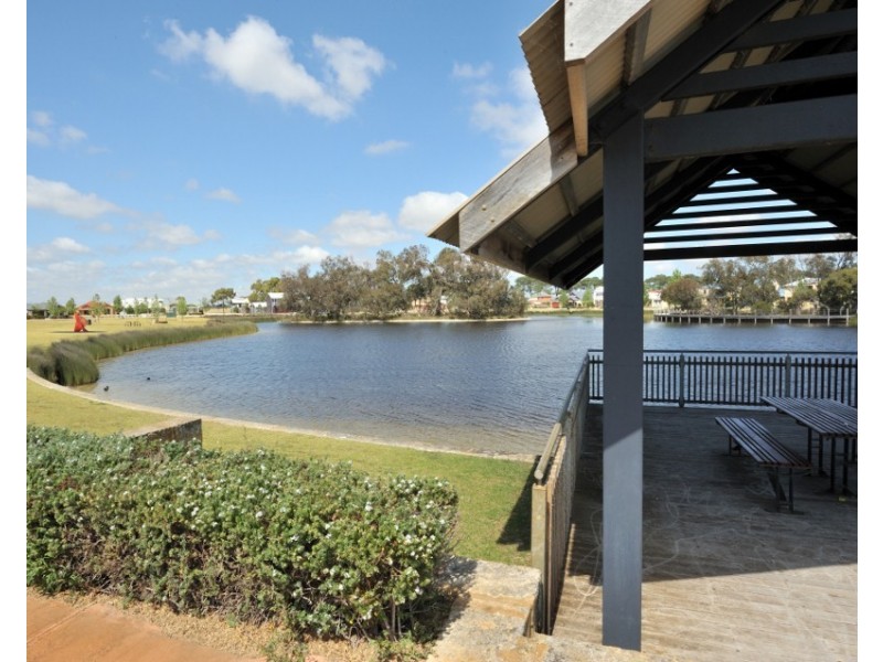 87 Aurora Drive, Atwell WA 6164