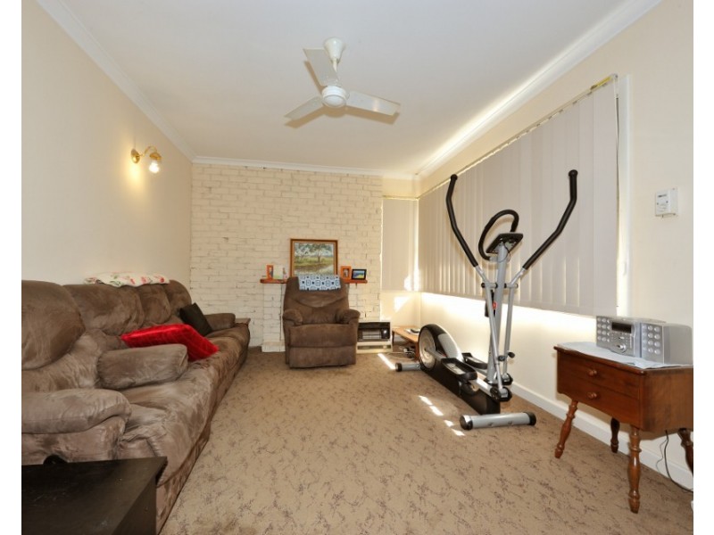 28 Chilcott Street, Calista WA 6167