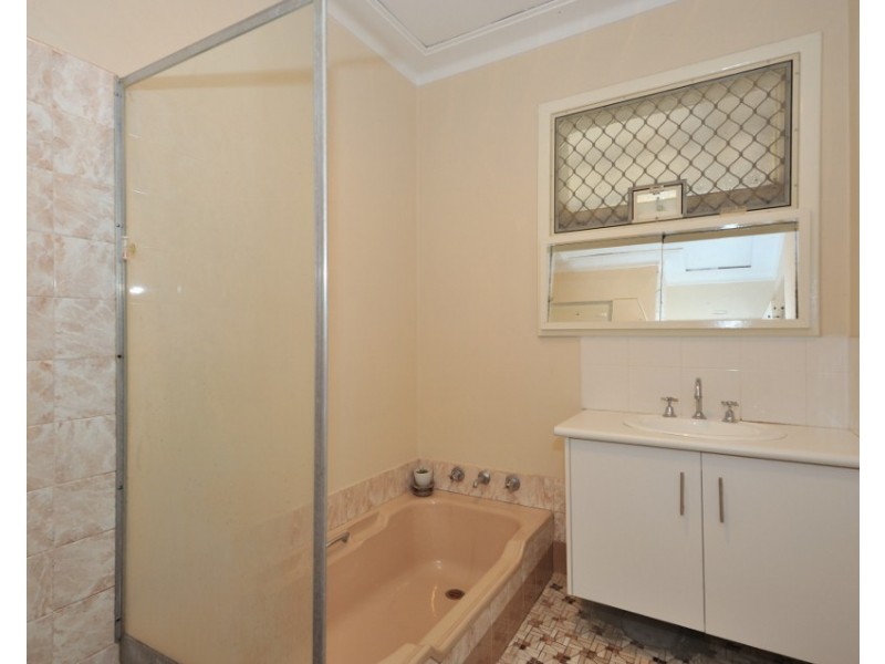 28 Chilcott Street, Calista WA 6167