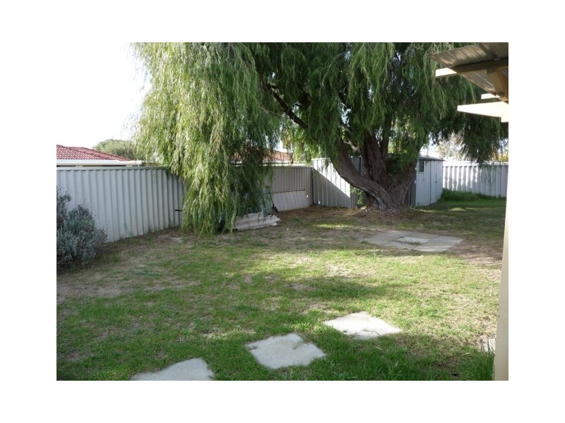 34 Minigwal Loop, Waikiki WA 6169