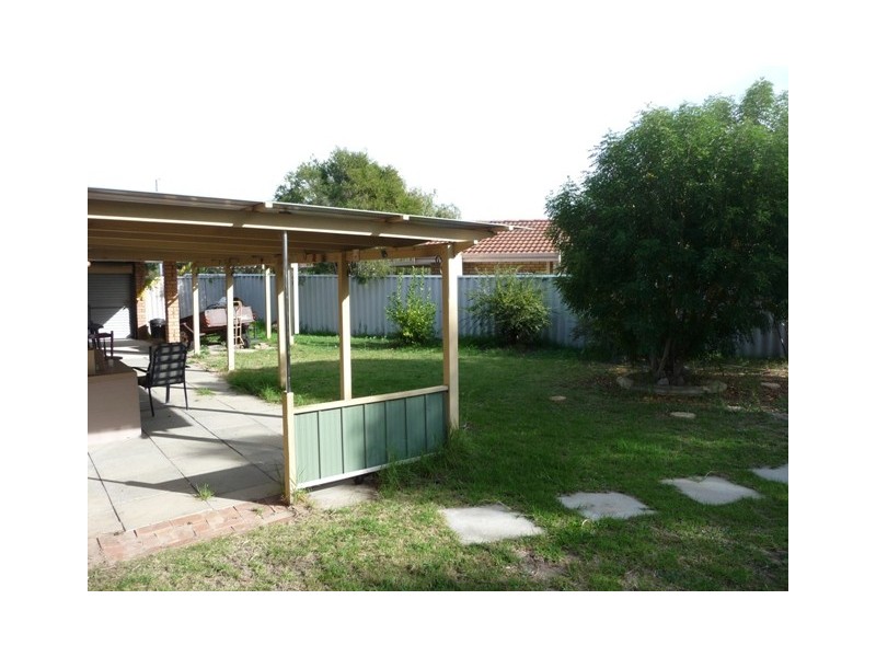 34 Minigwal Loop, Waikiki WA 6169