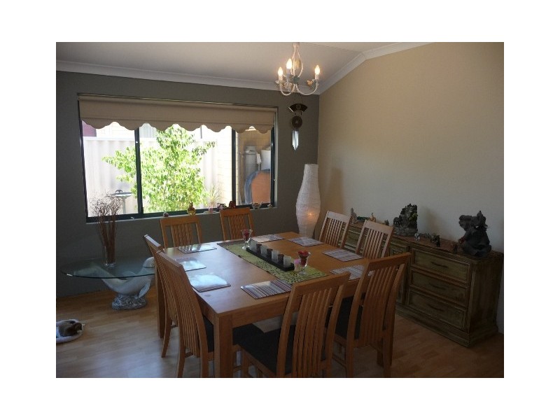 18 Montoro Drive, Port Kennedy WA 6172