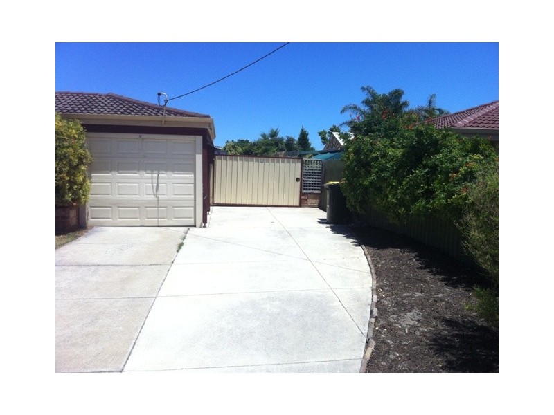 28 Breaden Drive, Cooloongup WA 6168