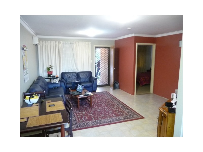 4/105 Simpson Ave, Rockingham WA 6168
