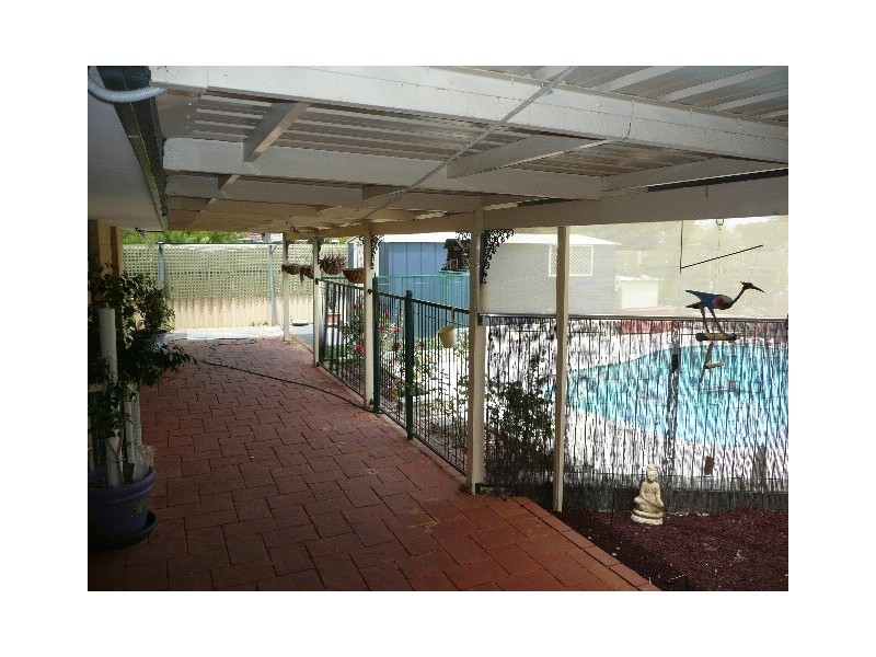 30 Haselmere Circus, Rockingham WA 6168