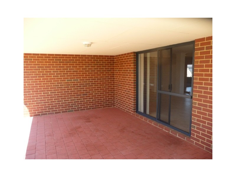 17 Carramup Circuit, Port Kennedy WA 6172