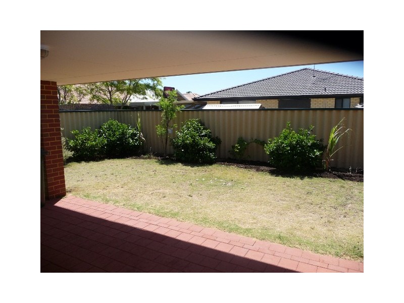 17 Carramup Circuit, Port Kennedy WA 6172