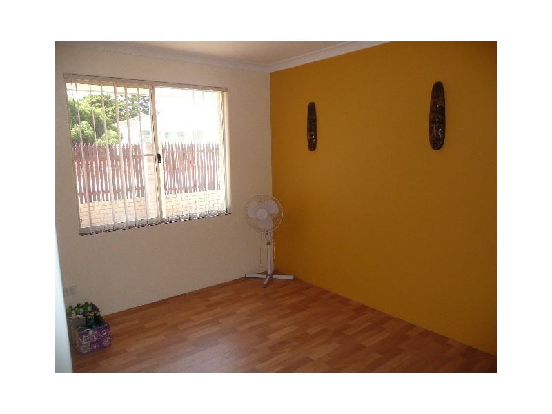 16 Wooleen Street, Golden Bay WA 6174