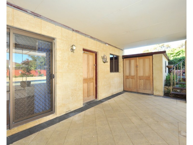 22 Kingston Way, Safety Bay WA 6169