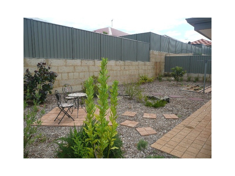 8 Nursling Chase, Wellard WA 6170