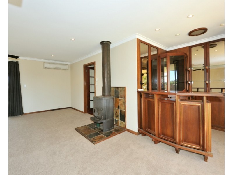 22 Kingston Way, Safety Bay WA 6169