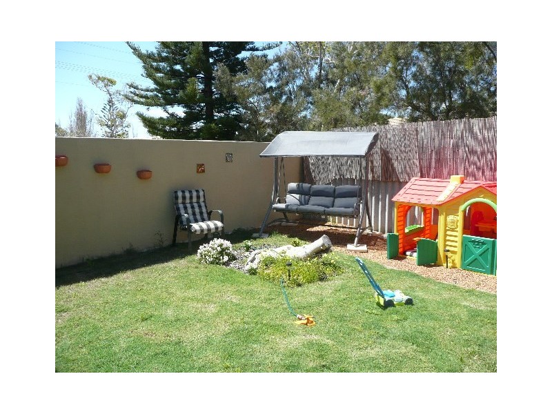 61 Cygnus Street, Rockingham WA 6168