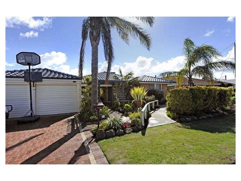21 Helena Road, Cooloongup WA 6168