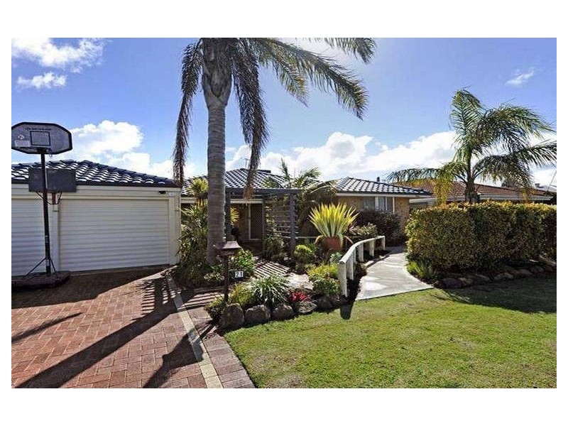 21 Helena Road, Cooloongup WA 6168