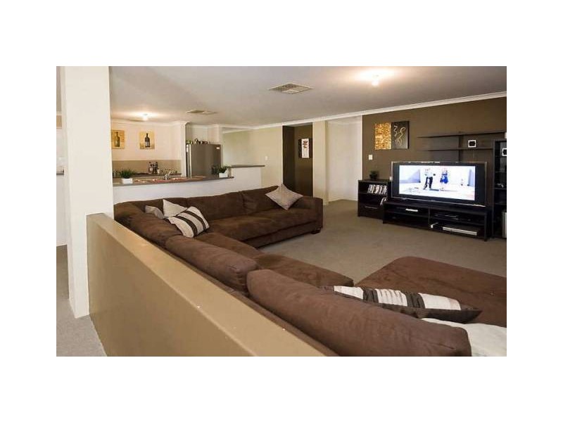 14 Keraudren Vale, Secret Harbour WA 6173