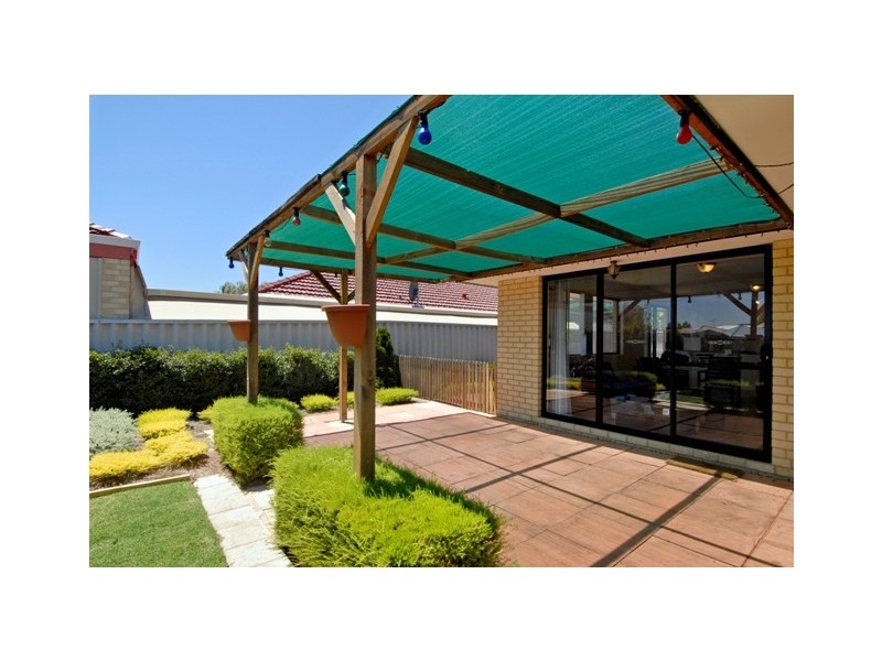 57 Zaragoza Drive, Port Kennedy WA 6172