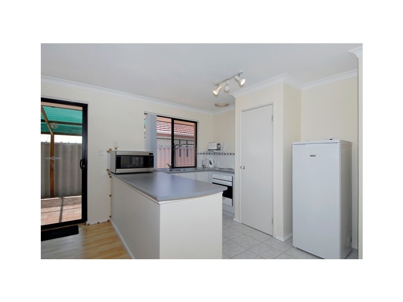 57 Zaragoza Drive, Port Kennedy WA 6172