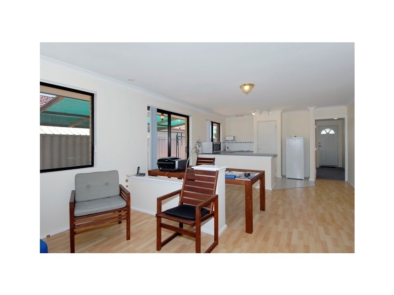 57 Zaragoza Drive, Port Kennedy WA 6172