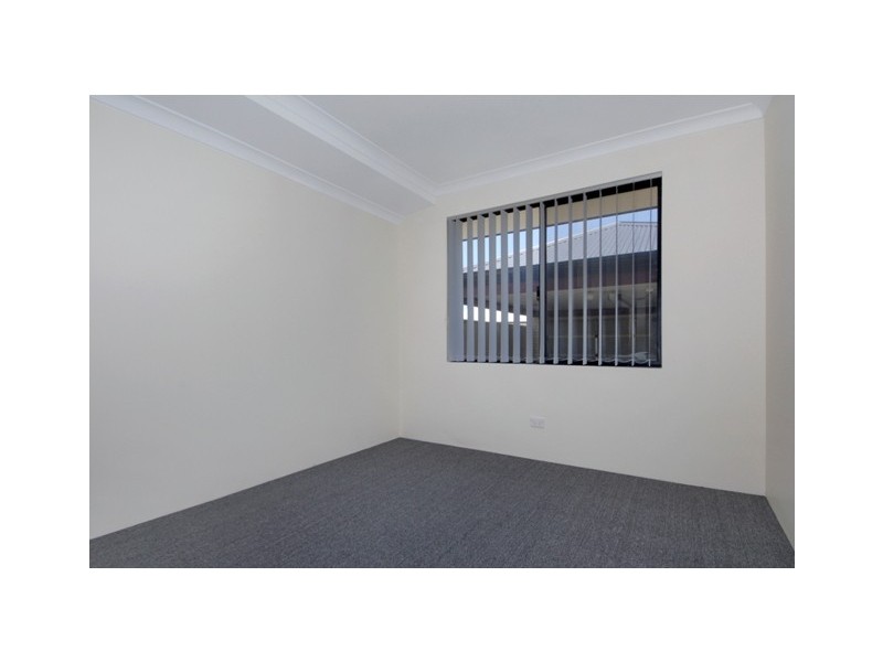 57 Zaragoza Drive, Port Kennedy WA 6172