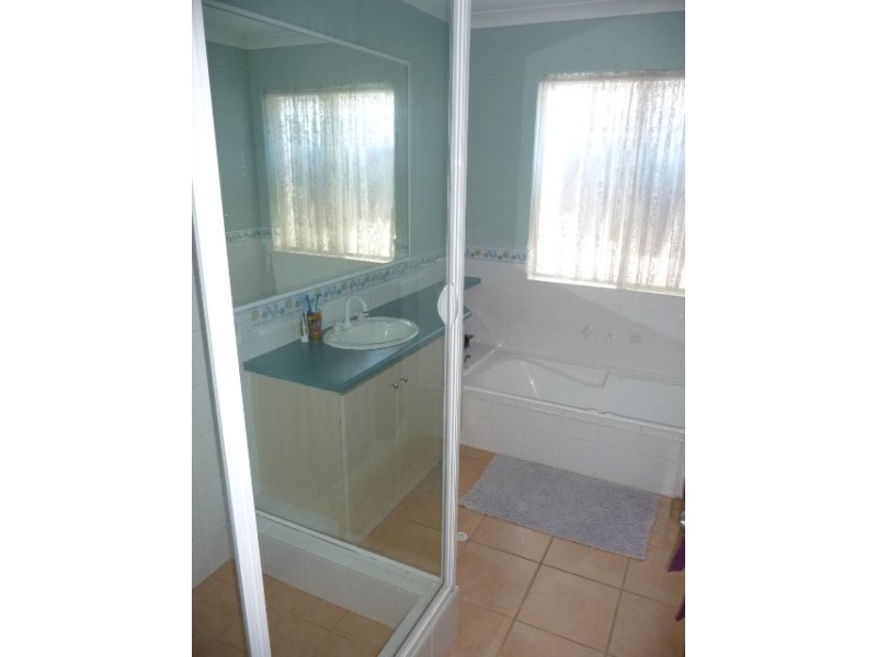 17 Claiborne Road, Secret Harbour WA 6173