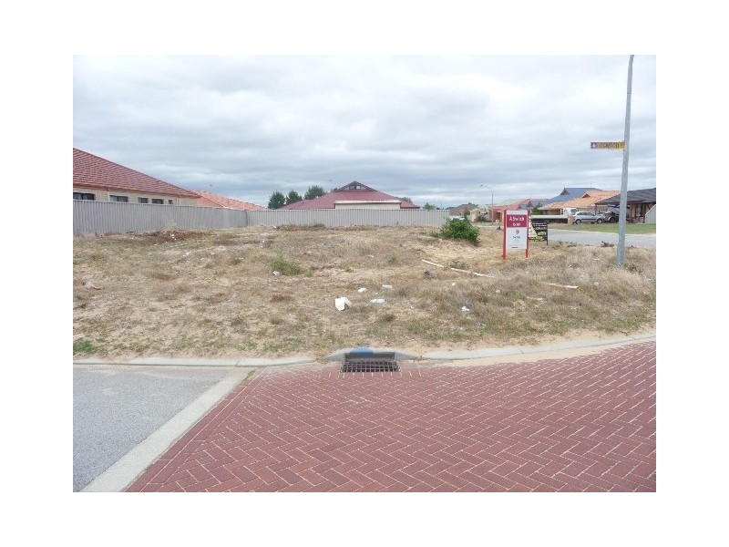19 Logwood Avenue, Port Kennedy WA 6172