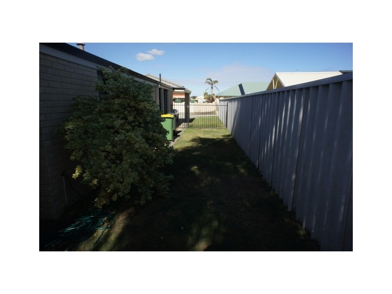 3 Volcans Mews, Port Kennedy WA 6172