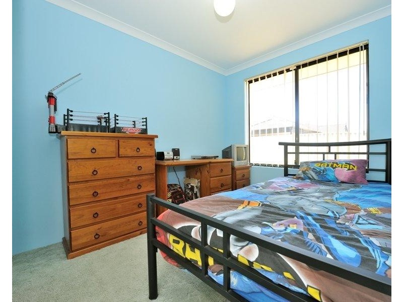 13 Nunton Place, Port Kennedy WA 6172