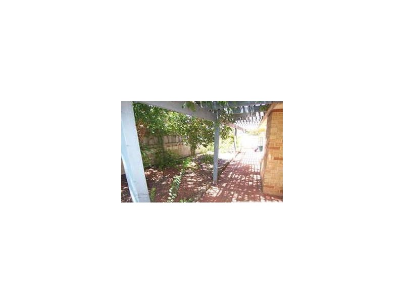 11 Narbonne Gardens, Port Kennedy WA 6172