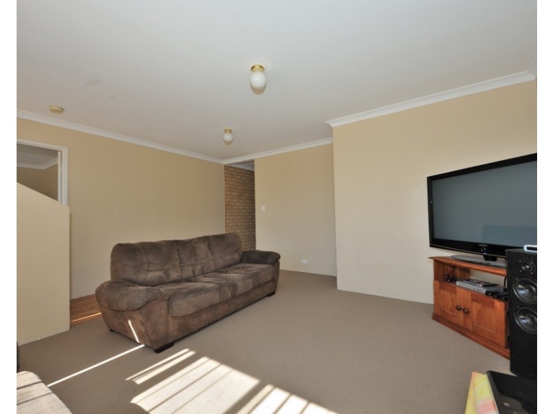 5 Corsair Cl, Port Kennedy WA 6172