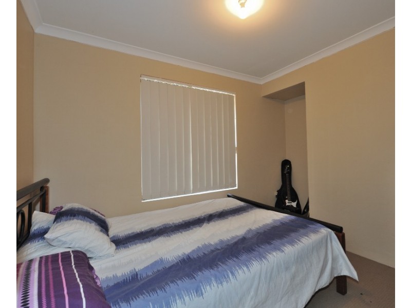 5 Corsair Cl, Port Kennedy WA 6172