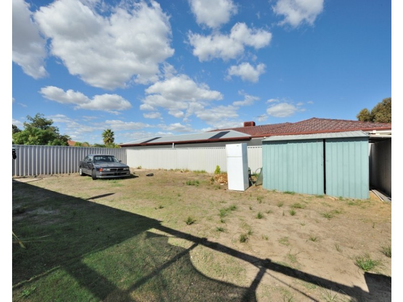 5 Corsair Cl, Port Kennedy WA 6172