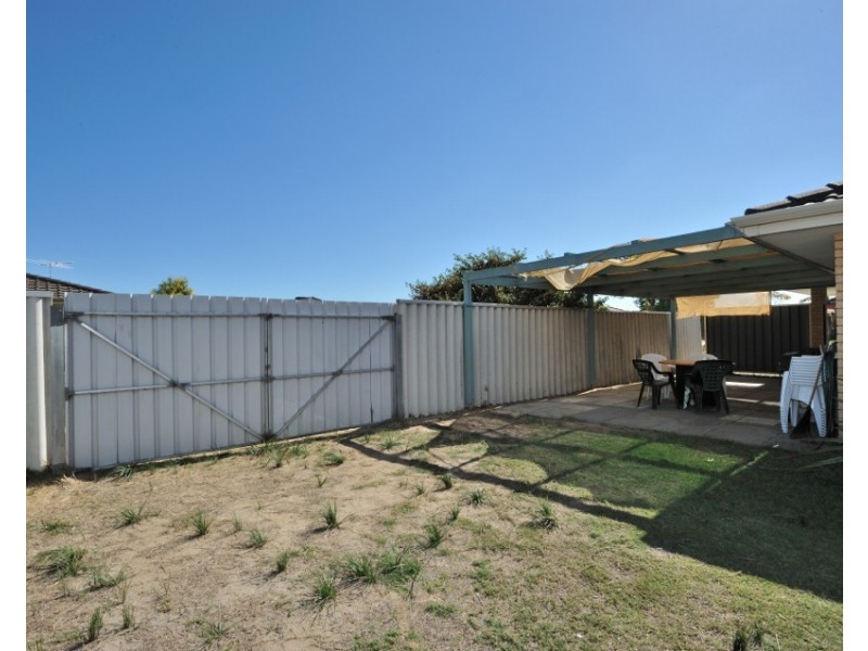 5 Corsair Cl, Port Kennedy WA 6172