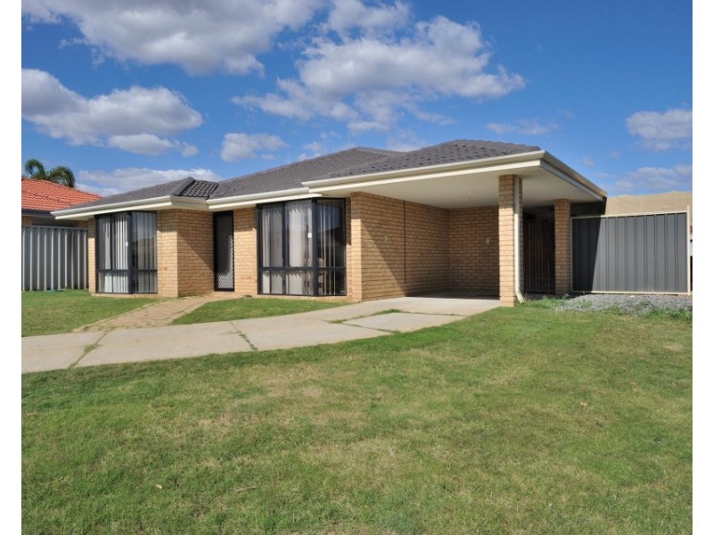 5 Corsair Cl, Port Kennedy WA 6172