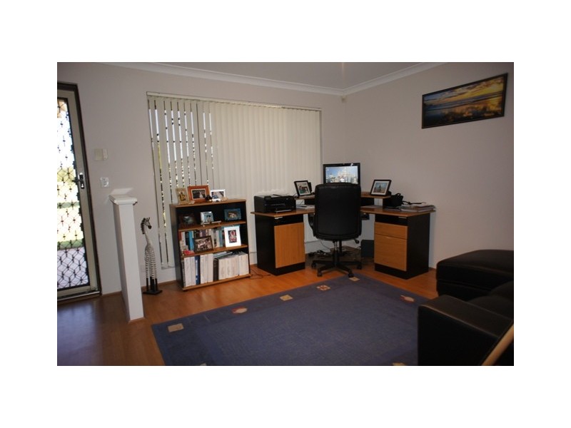 13 Nightingale Way, Warnbro WA 6169