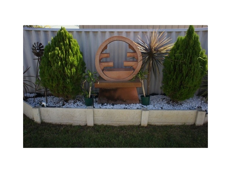 13 Nightingale Way, Warnbro WA 6169