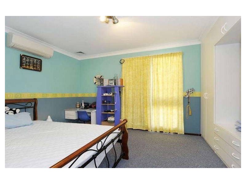 10 Norring Street, Cooloongup WA 6168