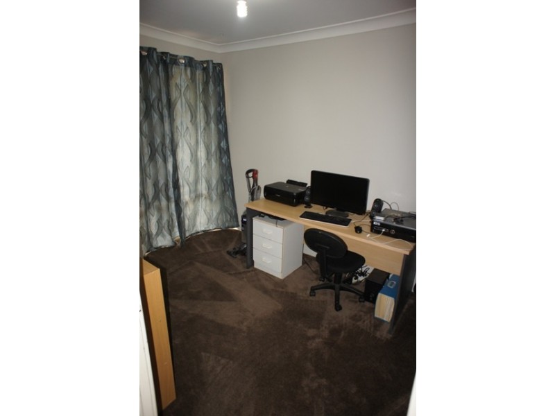 25 Kingsbridge Road, Warnbro WA 6169